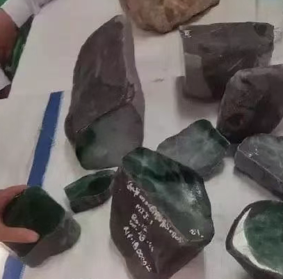 想赌石，你了解规则了
